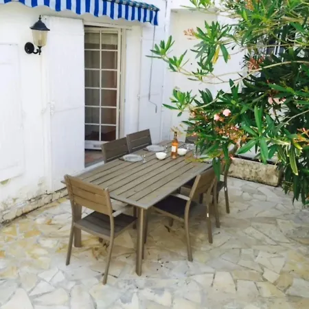 Moderne Centre 65 M² Balcon Lejlighed