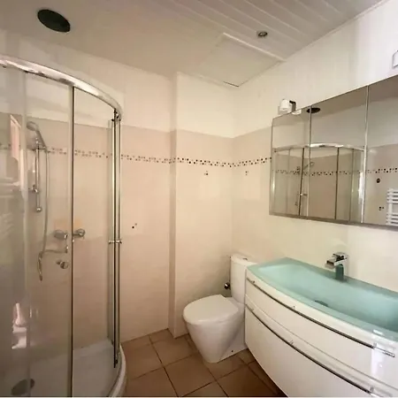 Moderne Centre 65 M² Balcon * Cannes